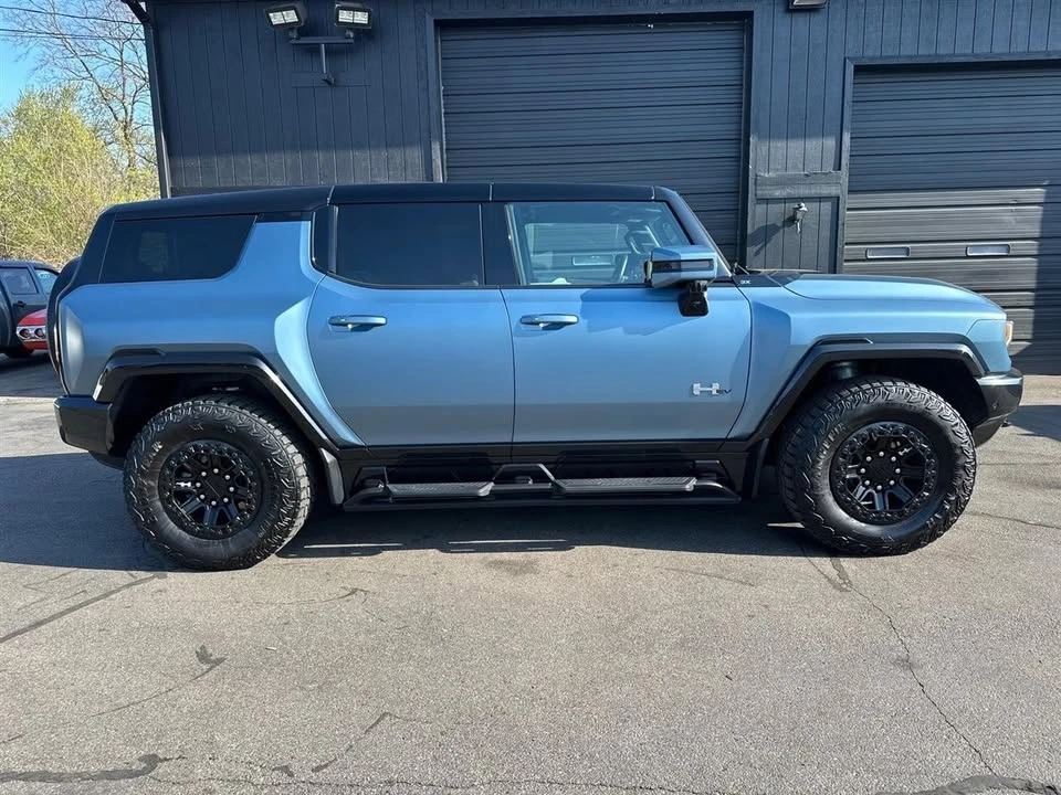 2024 GMC Hummer EV - Image 2 of 20