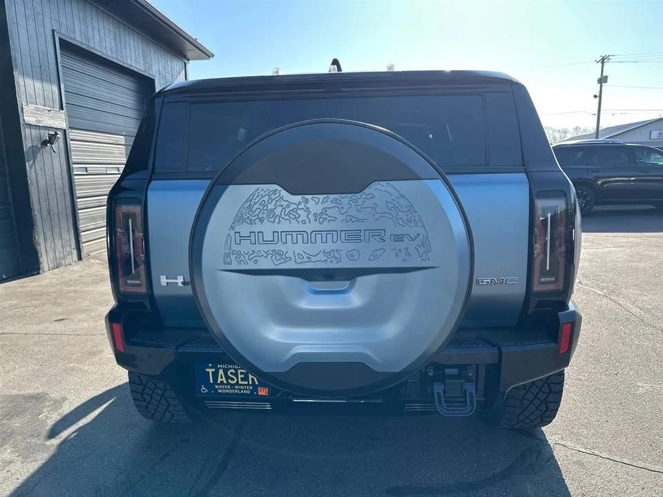 2024 GMC Hummer EV - Image 4 of 20