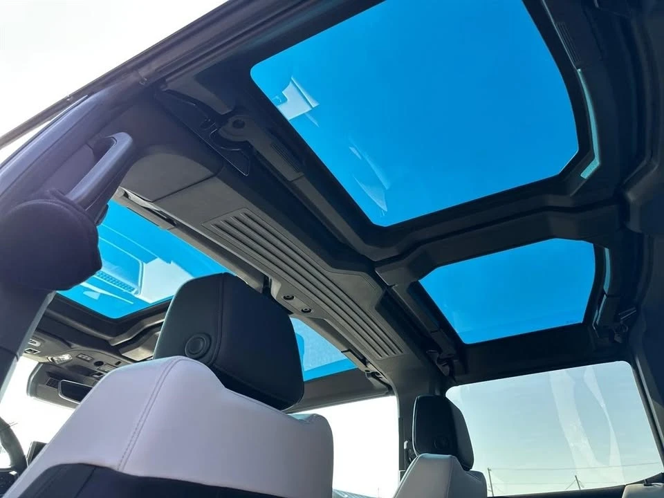 2024 GMC Hummer EV - Image 19 of 20