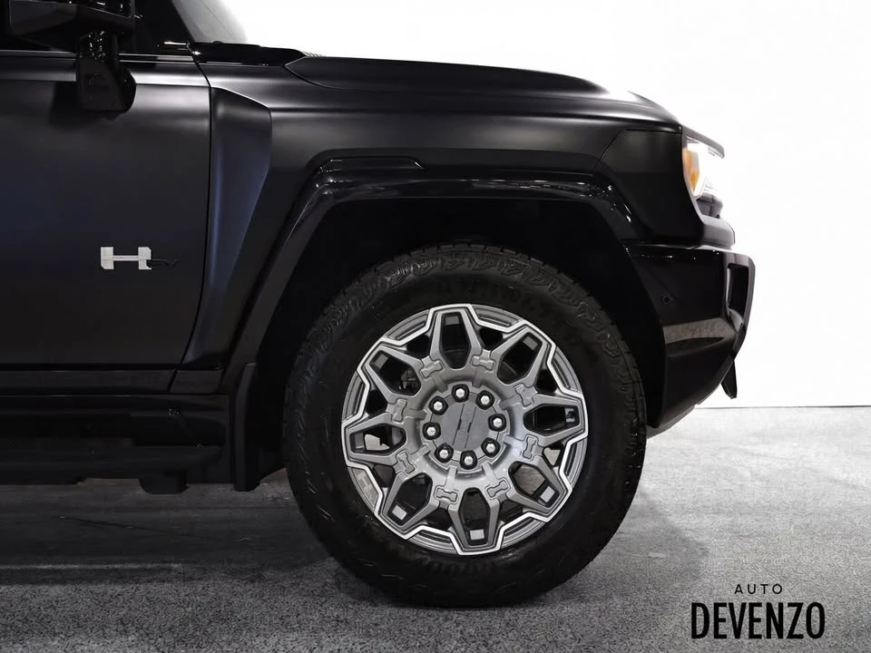 2024 GMC Hummer EV - Image 5 of 7