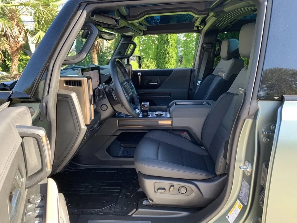 2024 GMC Hummer EV - Image 12 of 20