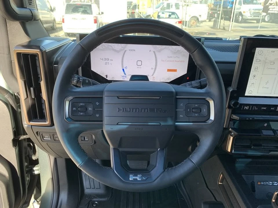 2024 GMC Hummer EV - Image 15 of 20