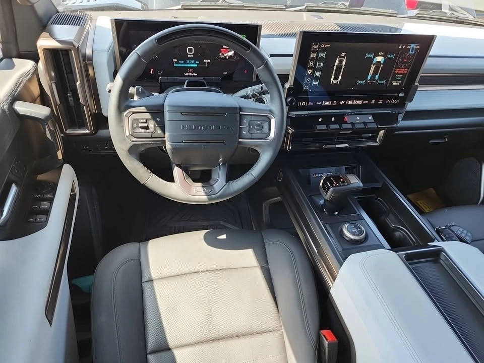 2024 GMC Hummer EV - Image 6 of 10