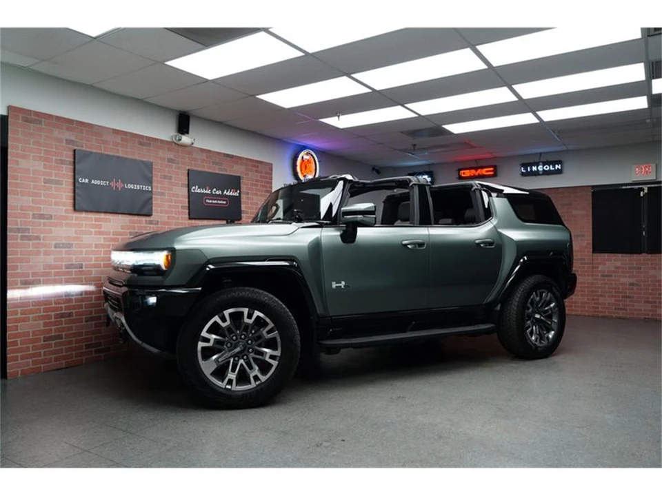 2024 GMC Hummer EV - Image 2 of 31