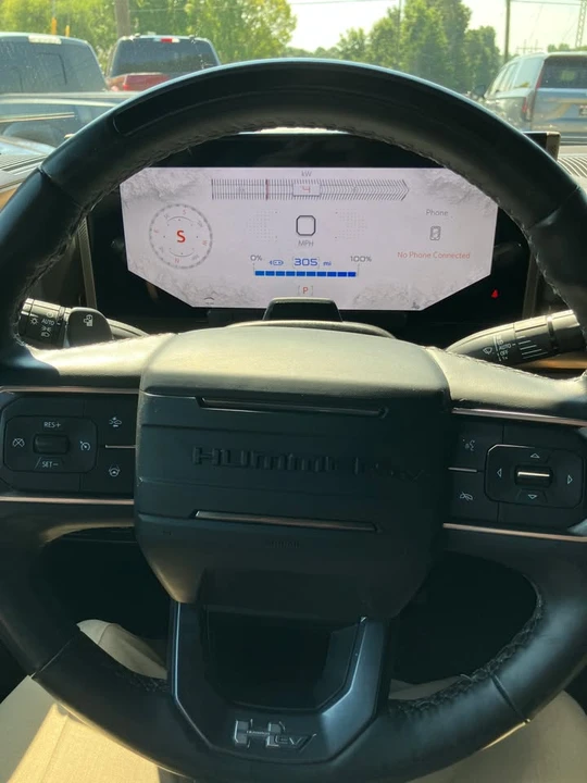 2024 GMC Hummer EV - Image 16 of 16