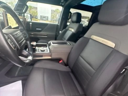 2024 GMC Hummer EV - Image 16 of 20