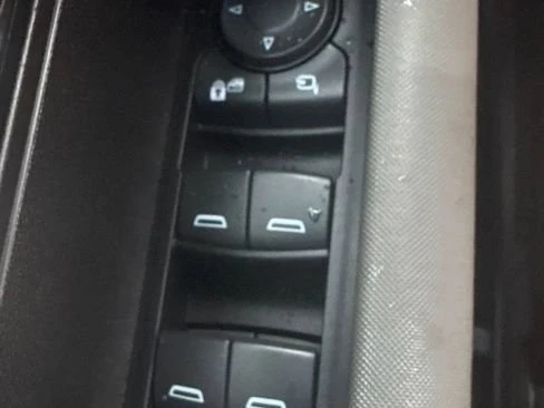 2024 GMC Hummer EV - Image 17 of 20