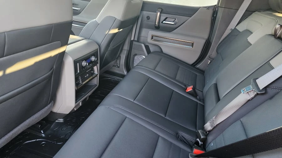 2024 GMC Hummer EV - Image 4 of 7