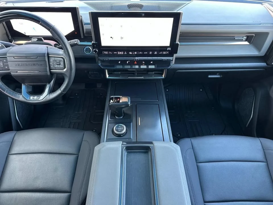 2024 GMC Hummer EV - Image 13 of 19