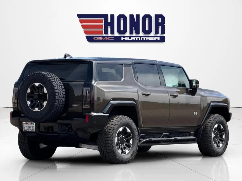 2024 GMC Hummer EV - Image 4 of 19