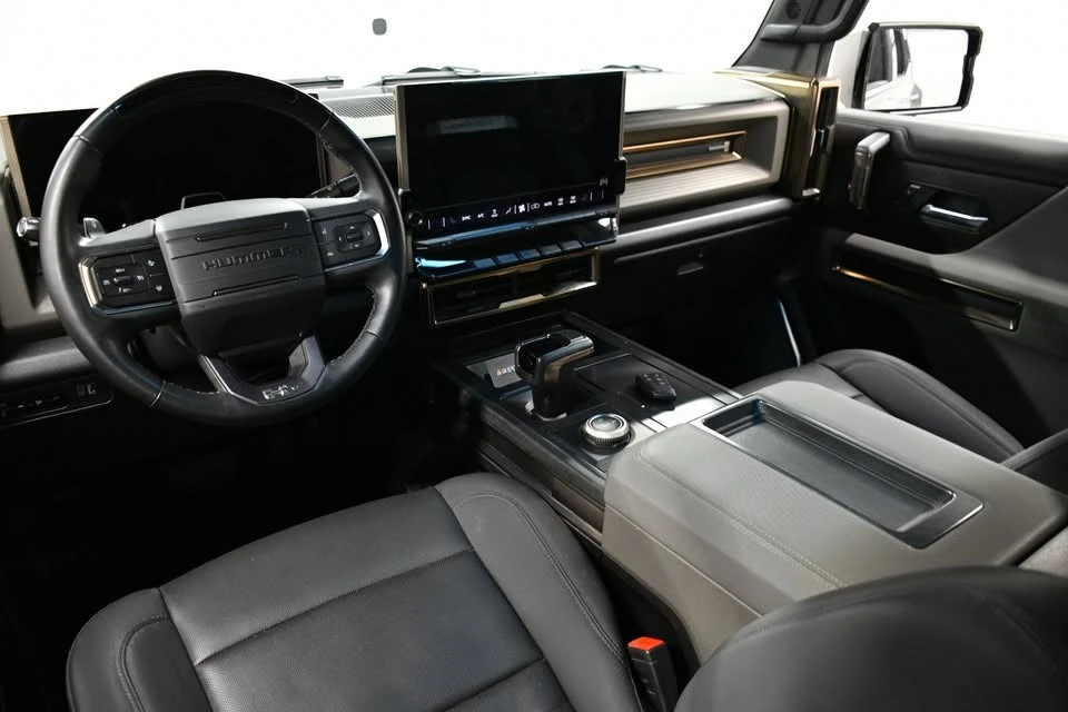 2024 GMC Hummer EV - Image 10 of 20