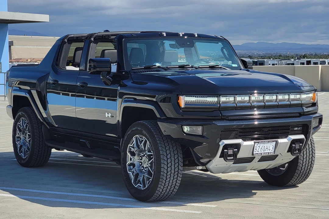 2024 GMC Hummer EV - Image 3 of 31