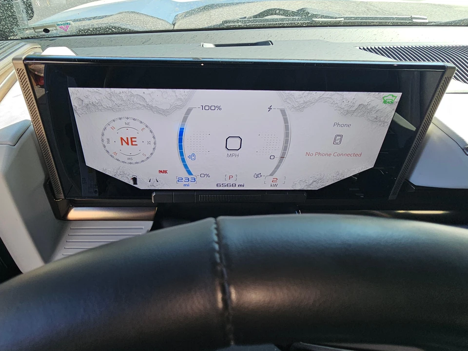 2024 GMC Hummer EV - Image 24 of 31