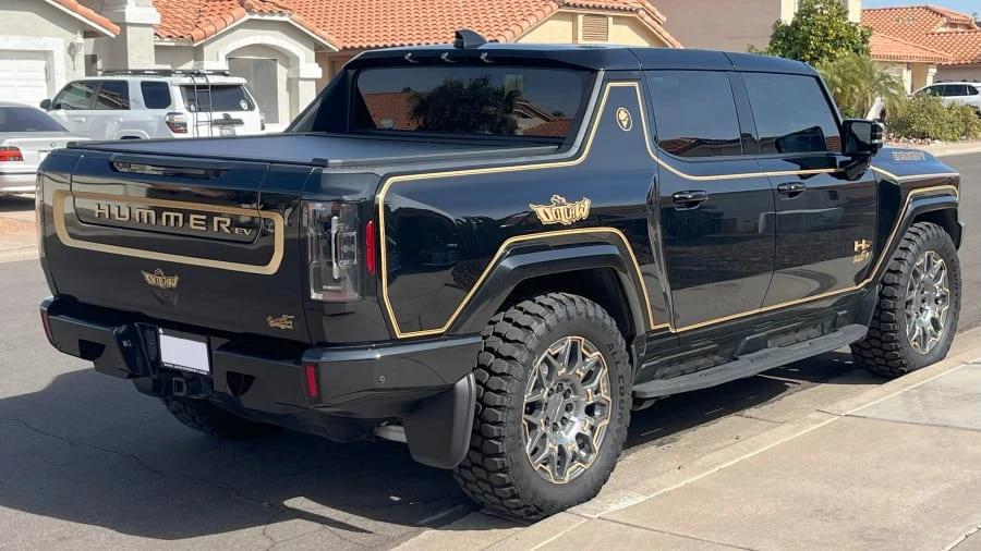 2024 GMC Hummer EV - Image 3 of 9