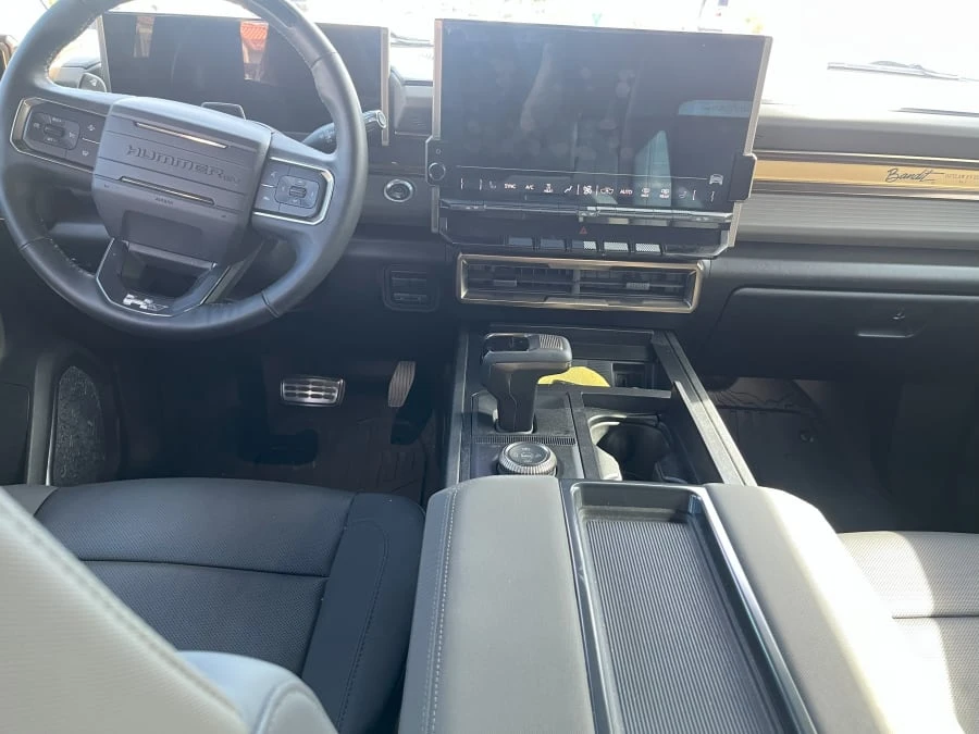 2024 GMC Hummer EV - Image 9 of 9