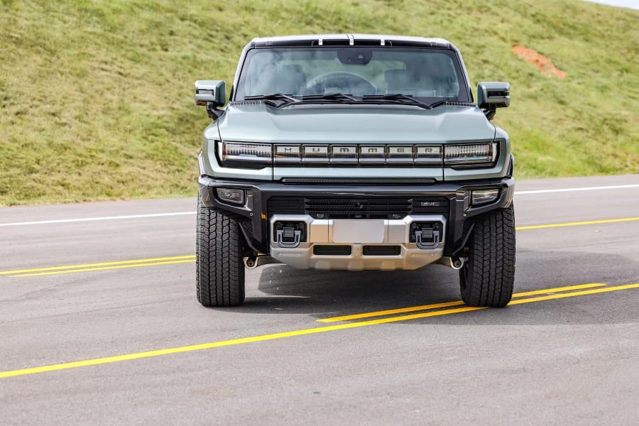 2024 GMC Hummer EV - Image 3 of 31