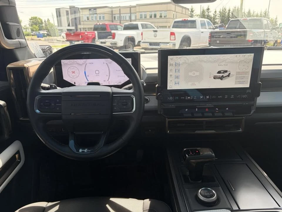 2024 GMC Hummer EV - Image 14 of 20
