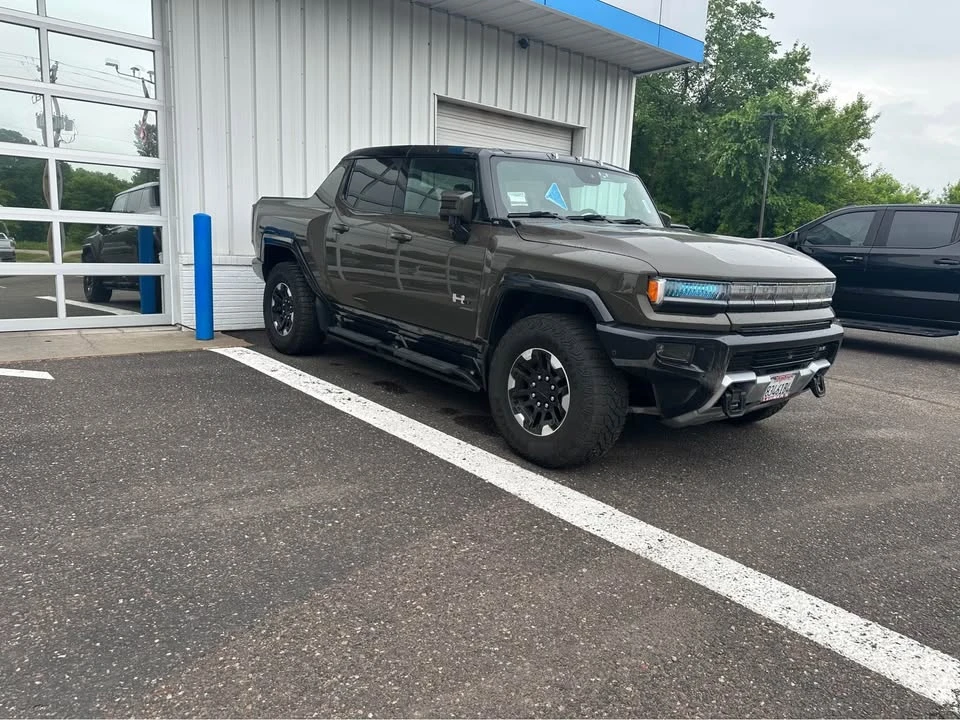 2024 GMC Hummer EV - Image 2 of 6
