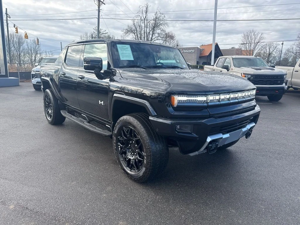 2024 GMC Hummer EV - Image 7 of 21