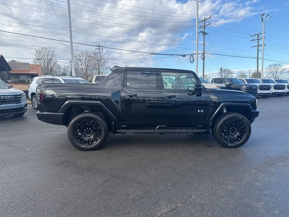 2024 GMC Hummer EV - Image 6 of 21