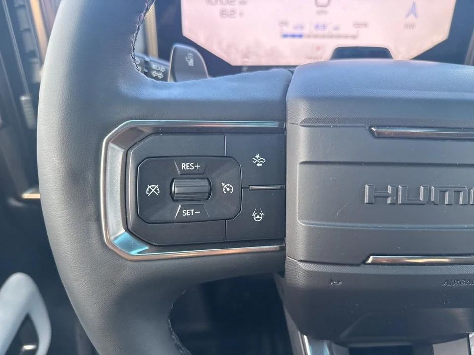 2024 GMC Hummer EV - Image 16 of 21
