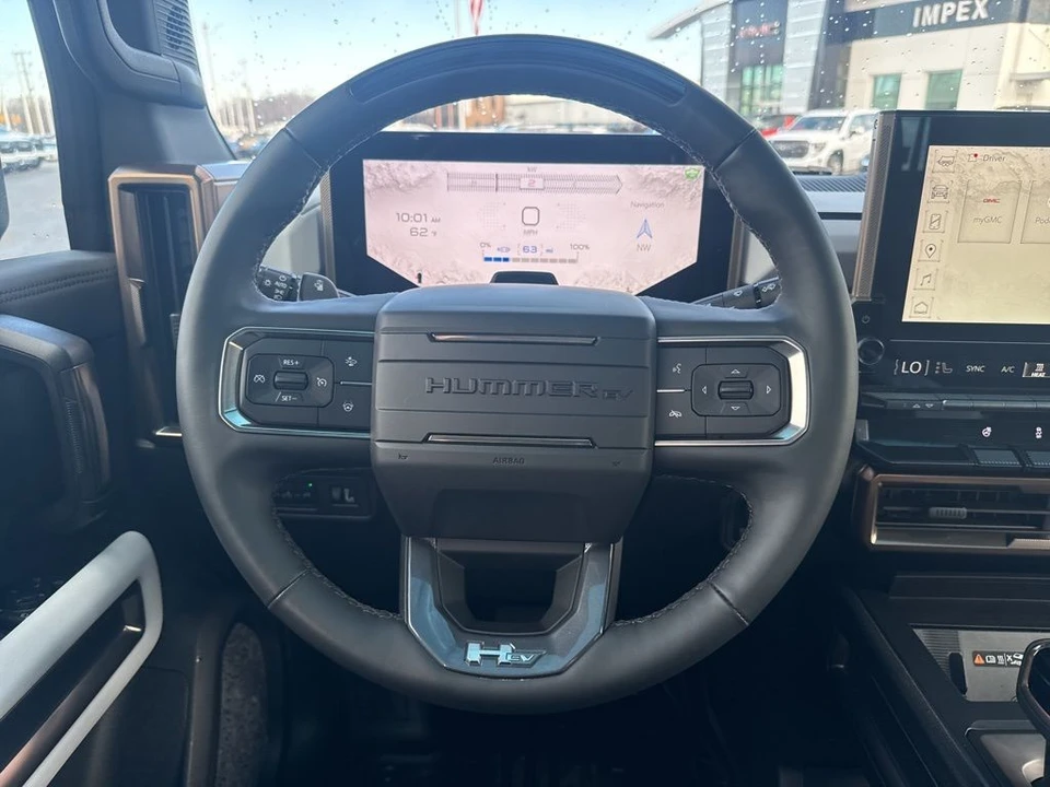 2024 GMC Hummer EV - Image 15 of 21
