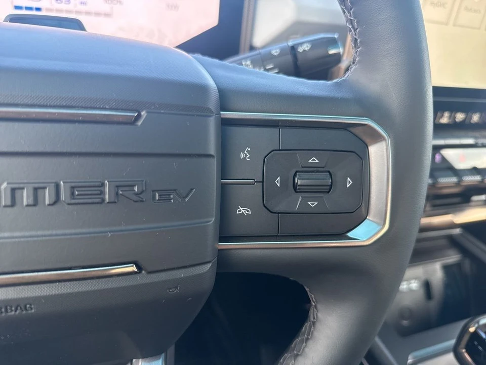 2024 GMC Hummer EV - Image 17 of 21