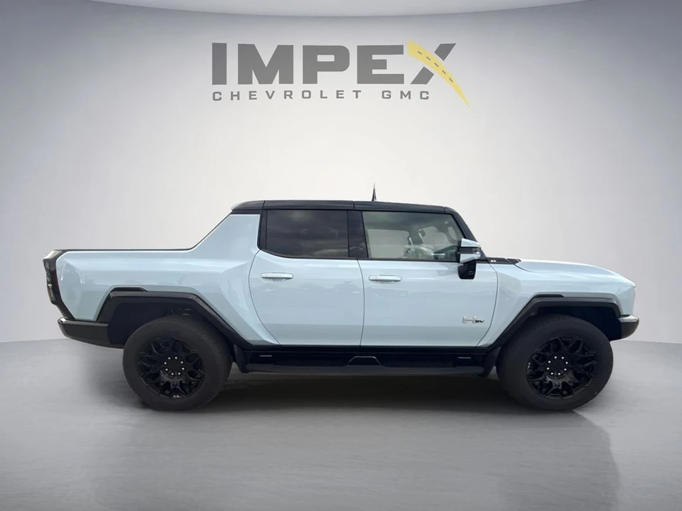 2024 GMC Hummer EV - Image 6 of 15