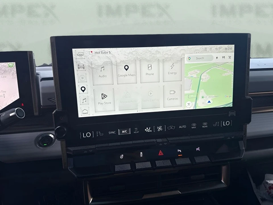 2024 GMC Hummer EV - Image 13 of 15