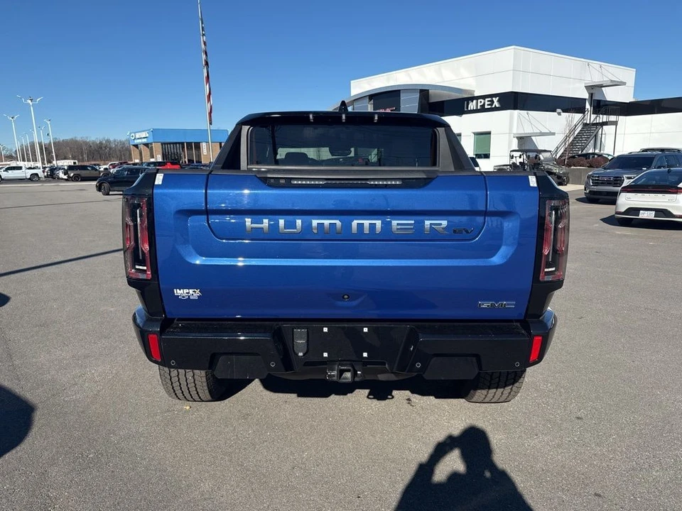 2024 GMC Hummer EV - Image 4 of 12