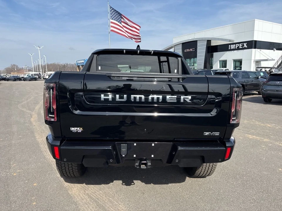 2024 GMC Hummer EV - Image 4 of 12