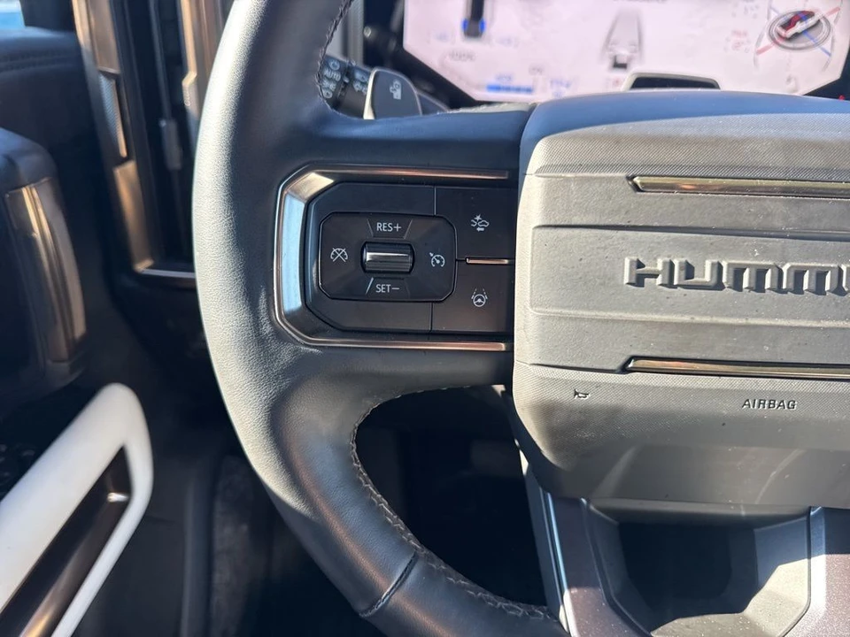 2024 GMC Hummer EV - Image 17 of 21