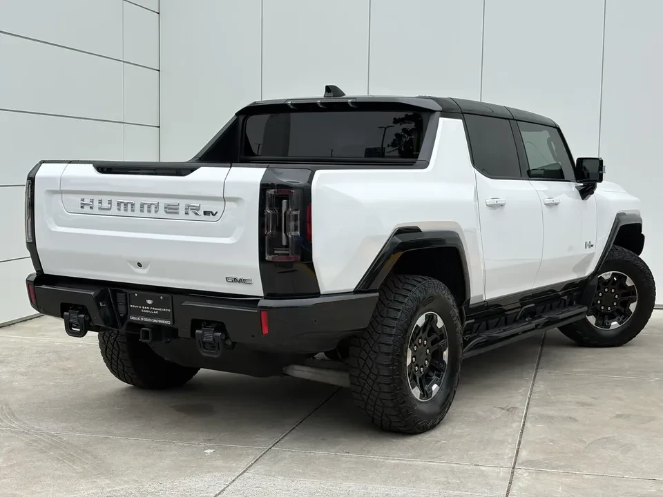 2024 GMC Hummer EV - Image 6 of 16