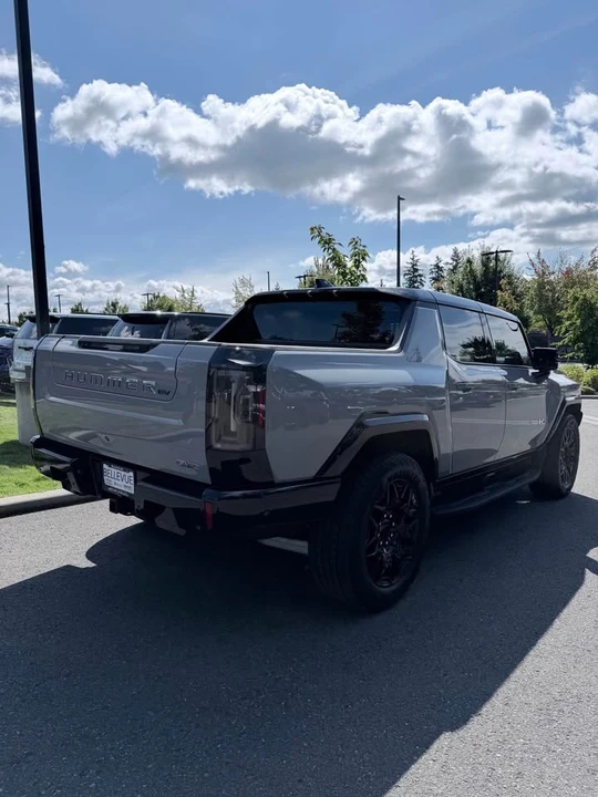2024 GMC Hummer EV - Image 4 of 17