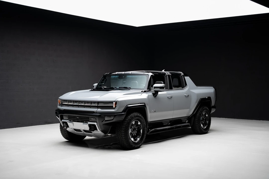 2024 GMC Hummer EV - Image 6 of 21