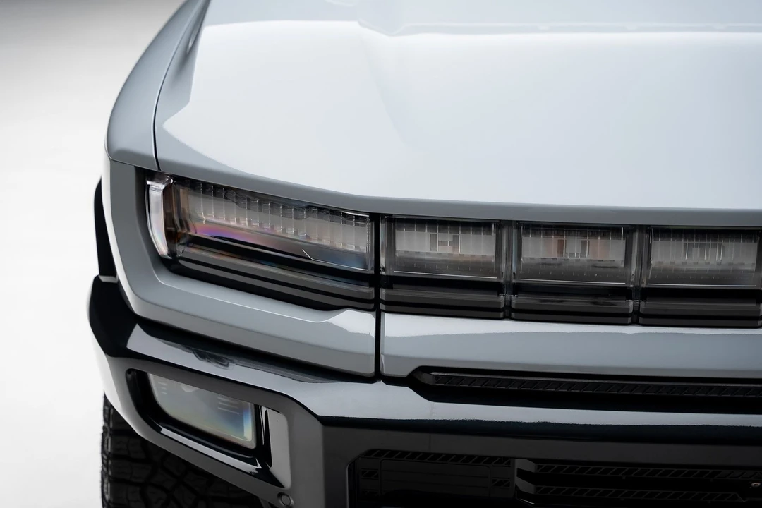 2024 GMC Hummer EV - Image 14 of 21