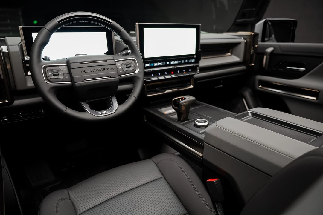 2024 GMC Hummer EV - Image 2 of 21