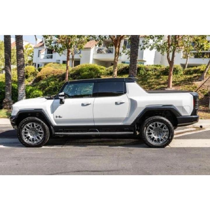 2024 GMC Hummer EV - Image 7 of 21