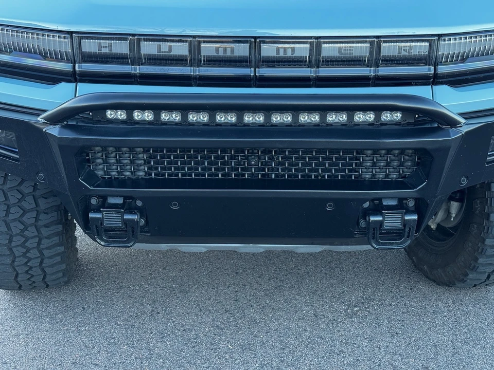 2024 GMC Hummer EV - Image 20 of 21