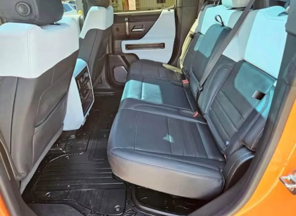 2024 GMC Hummer EV - Image 3 of 11