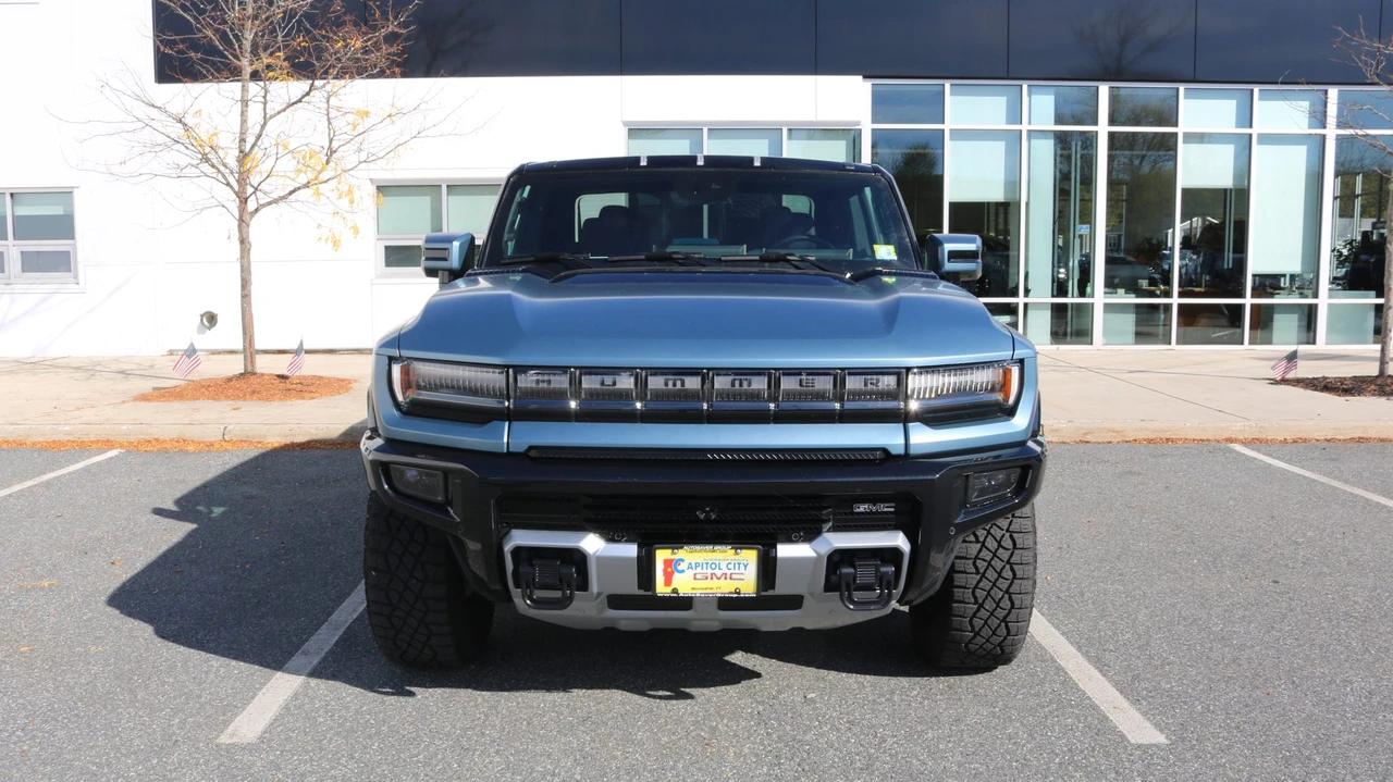 2024 GMC Hummer EV - Image 3 of 31