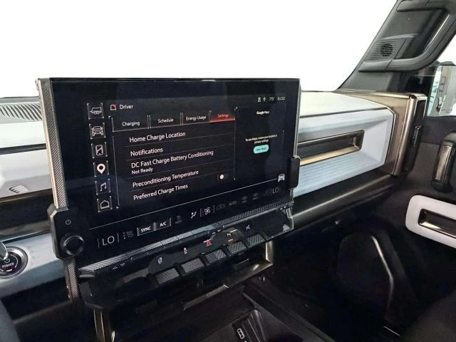 2024 GMC Hummer EV - Image 17 of 31