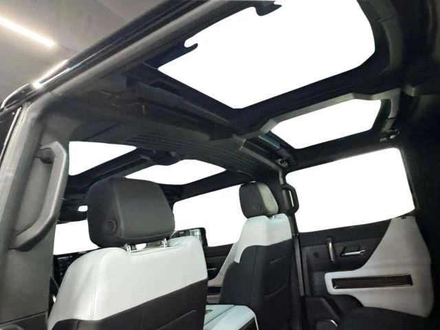 2024 GMC Hummer EV - Image 31 of 31