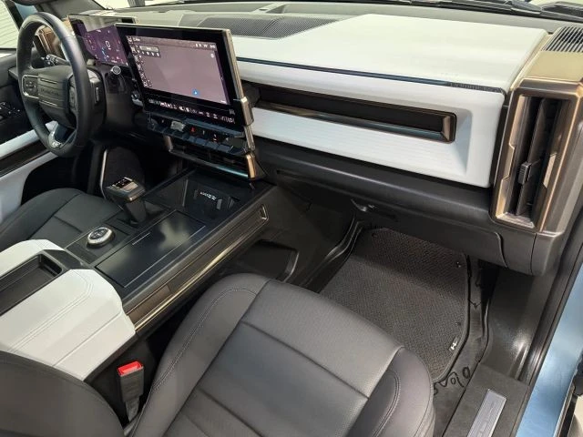 2024 GMC Hummer EV - Image 11 of 21