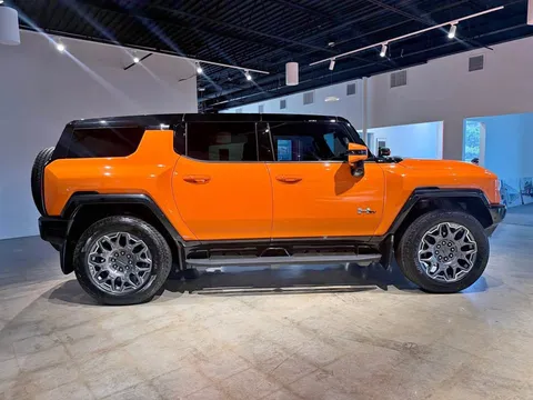 2024 GMC Hummer EV Pickup 3X Pickup 4D 5 ft