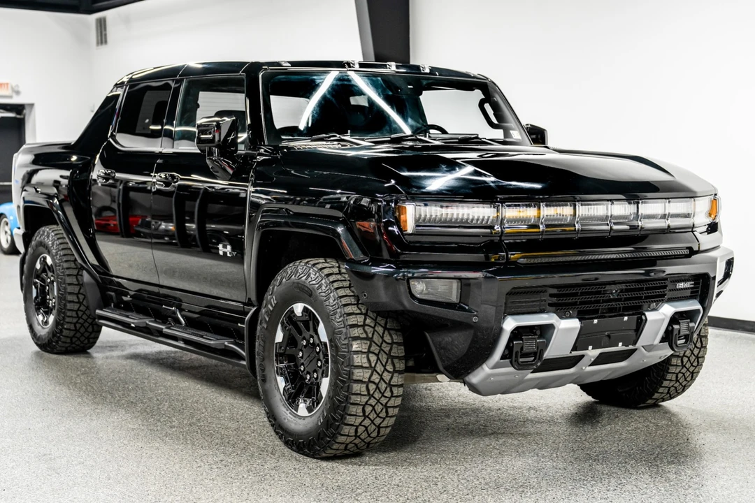 2024 GMC Hummer EV - Image 3 of 21