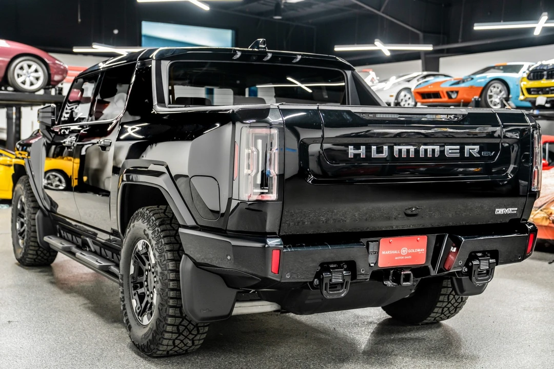 2024 GMC Hummer EV - Image 6 of 21