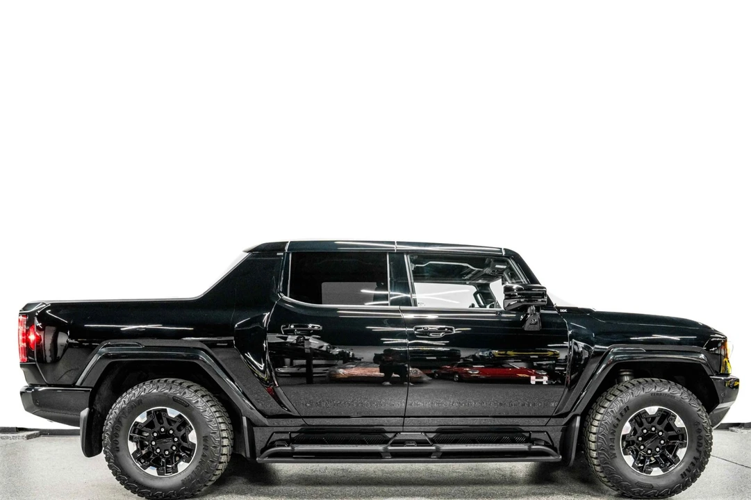 2024 GMC Hummer EV - Image 2 of 21