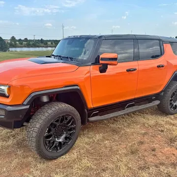 2024 GMC Hummer EV Pickup EX2
