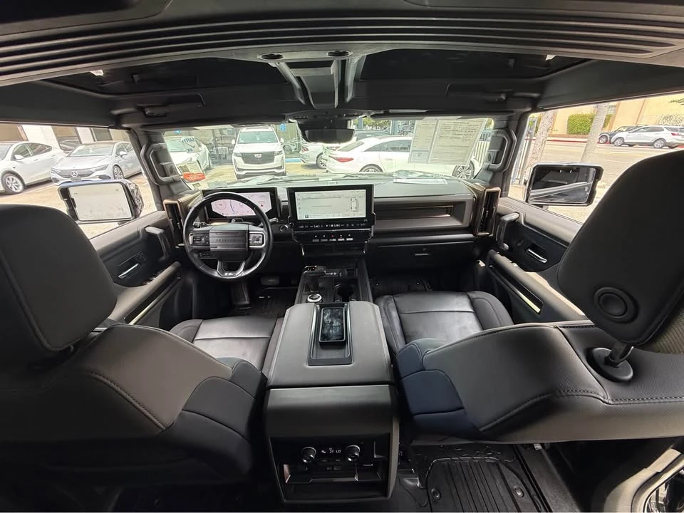 2024 GMC Hummer EV - Image 4 of 6